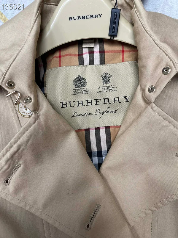 Burberry S-XL 26yr44 (5)